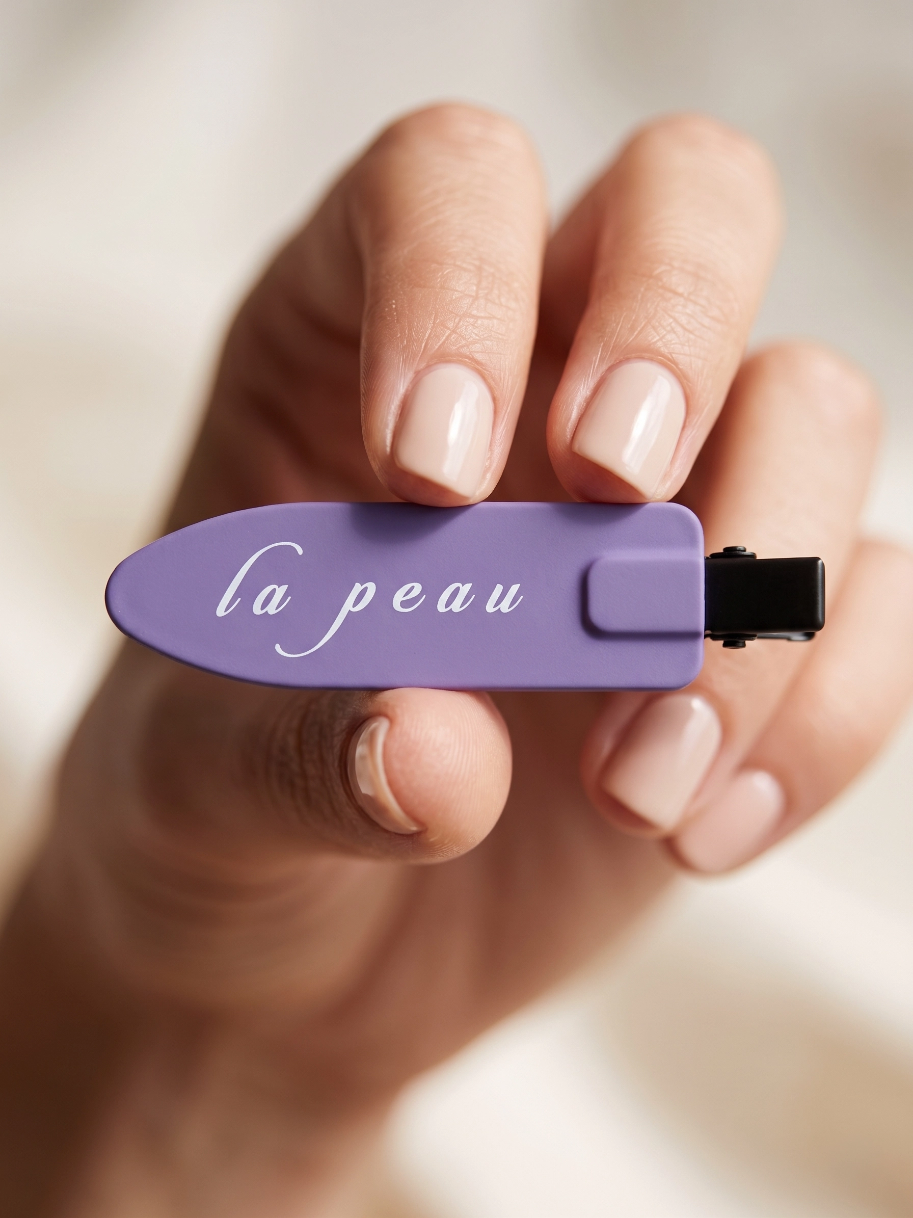 La Peau Signature Hair Clips - Image 2